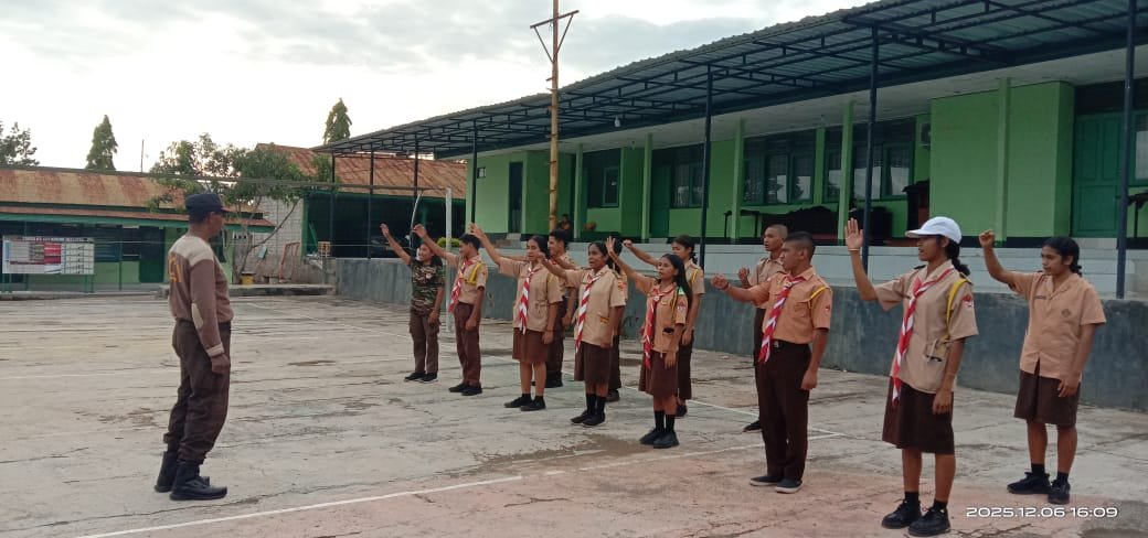 Membangun Karakter Pemuda: Pembinaan Saka Wira Kartika Kodim 1621/TTS